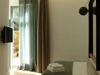 Casa Mathilda Bed & Breakfast Barcelona Spain