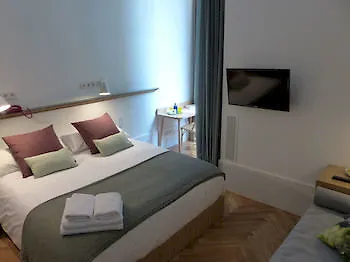 Casa Mathilda Bed & Breakfast Barcelona