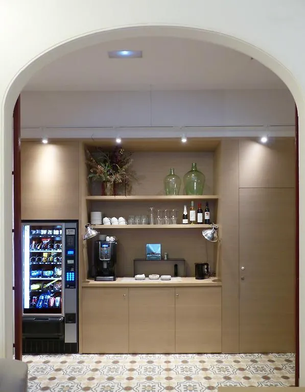 Casa Mathilda Bed & Breakfast Barcelona 3*,