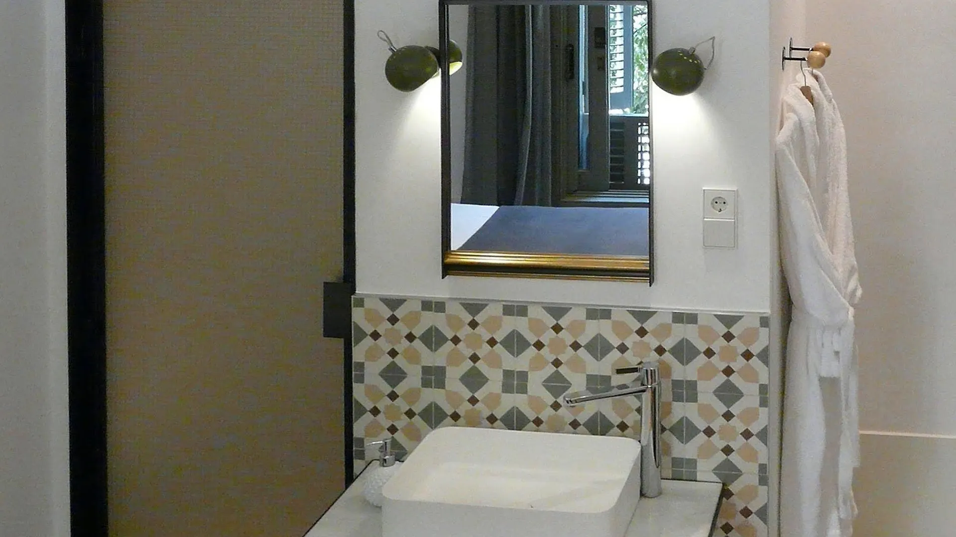 Casa Mathilda Bed & Breakfast Barcelona 3*,