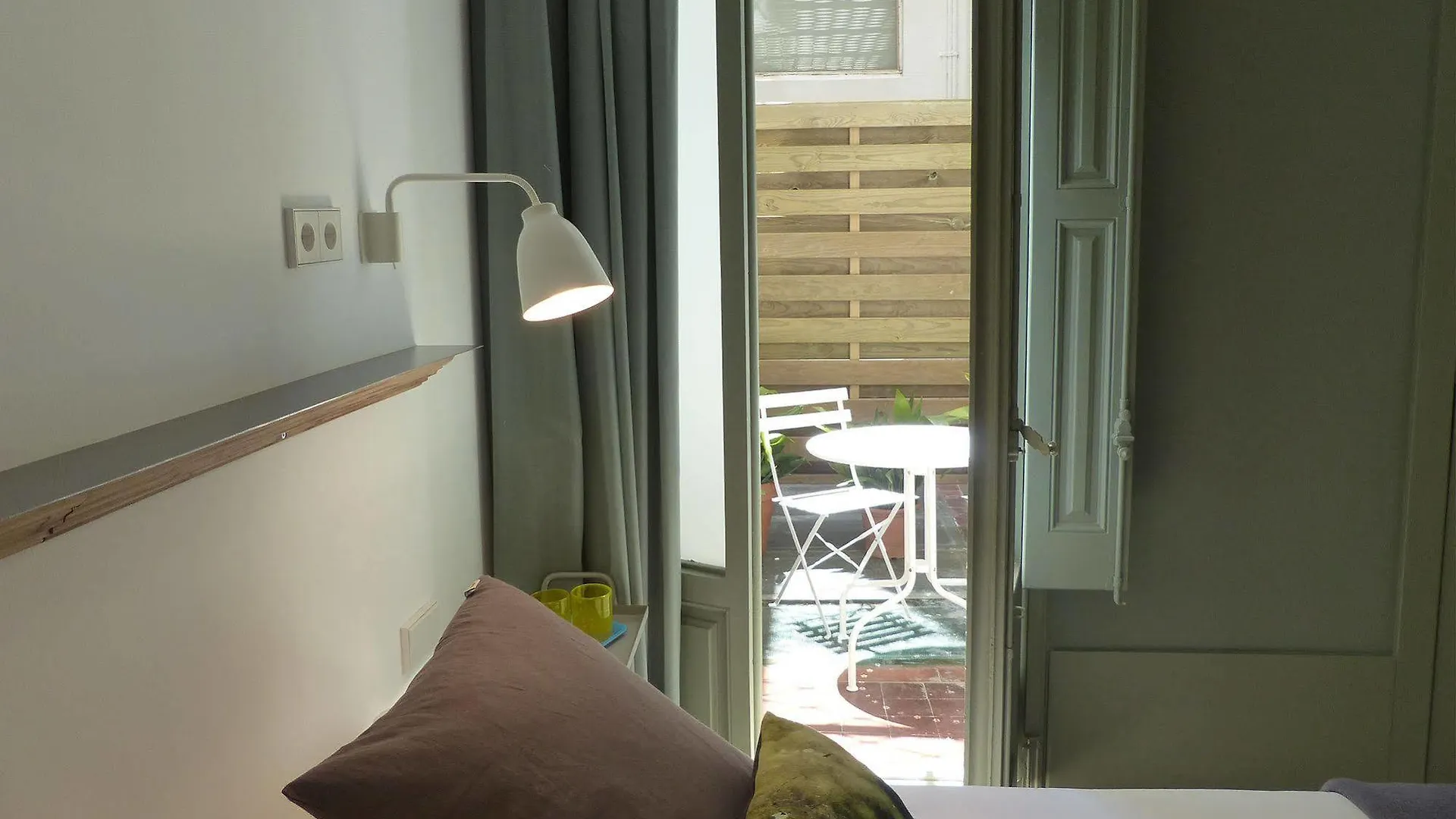 Casa Mathilda Bed & Breakfast Barcelona Spain
