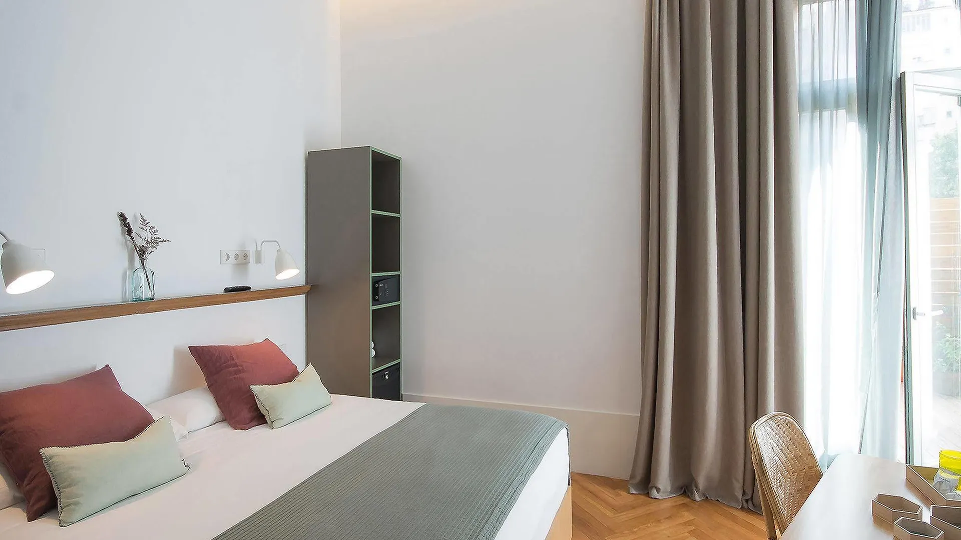 Casa Mathilda Bed & Breakfast Barcelona